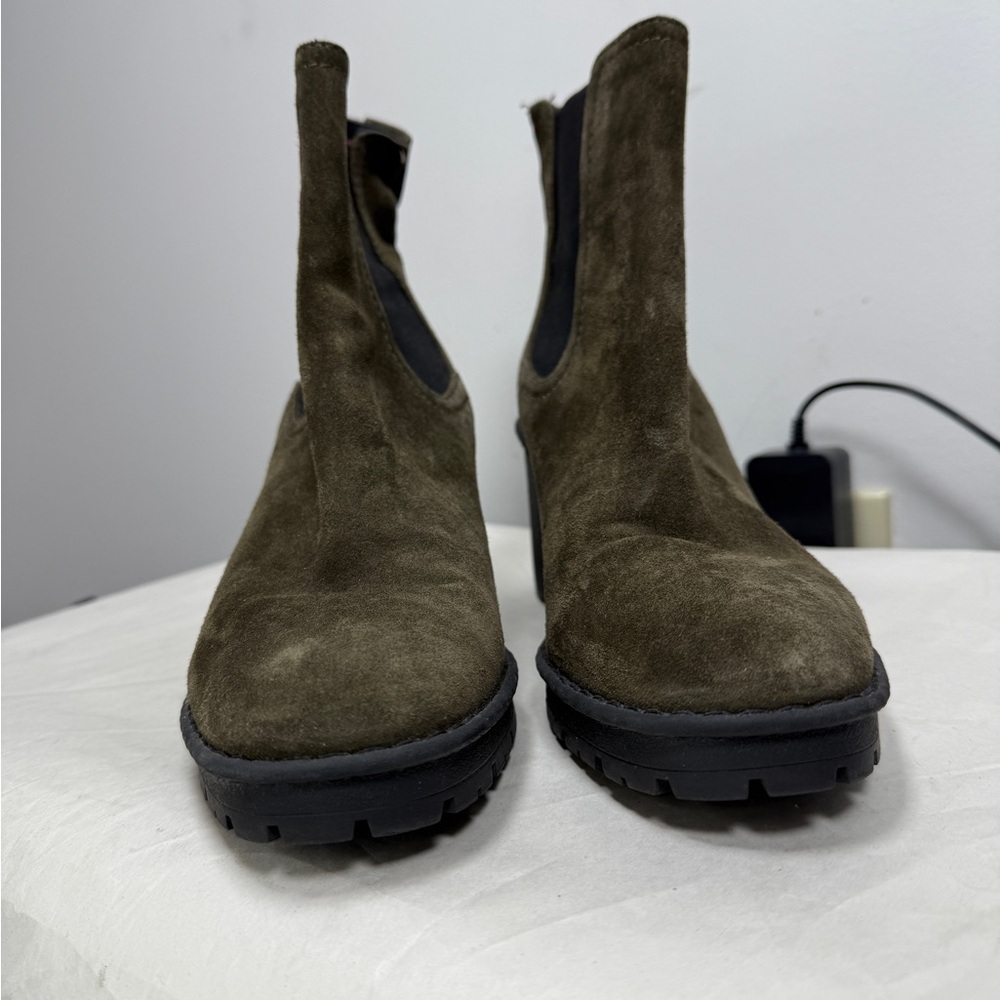 Vince Henderson Water Repellant Heeled Chelsea Boot 8.5M - Picture 5 of 11